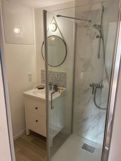 Magnifique Maison Renovee, 10Pers Rencurel Extérieur photo