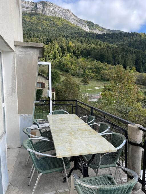 Magnifique Maison Renovee, 10Pers Rencurel Extérieur photo